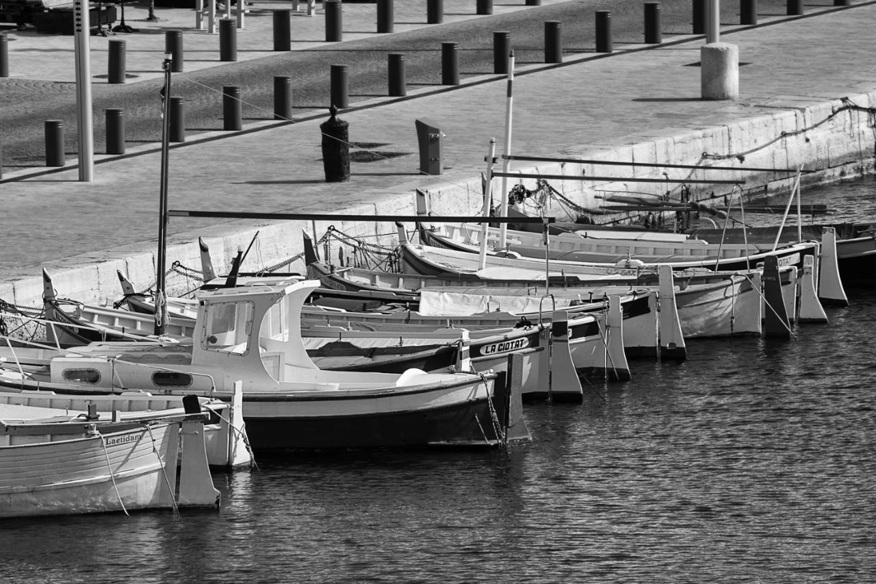 Moutte Appartement Saint-Cyr-sur-Mer Buitenkant foto